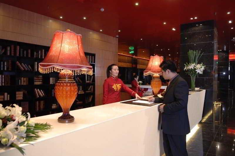 Gloria Plaza Hotel Kangqiao Shanghai Exterior photo